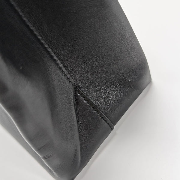 DUTY FREE North-South Calfskin Black