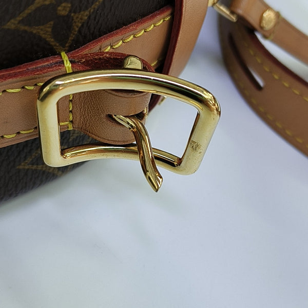 BOITE CHAPEAU PM Monogram Coated Canvas Brown