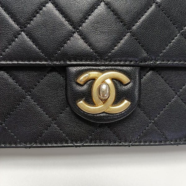 Quilted Lambskin Crossbody Bag Black