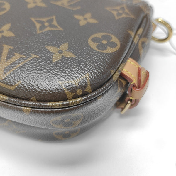 SAUMUR BB Monogram Coated Canvas Brown