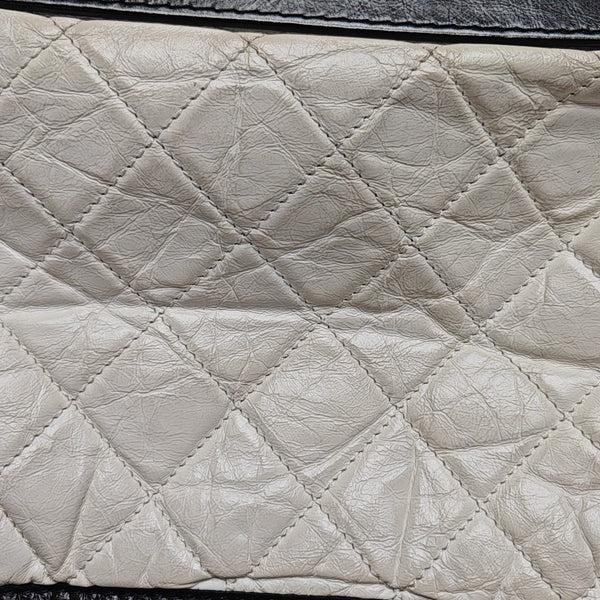 GABRIELLE Medium Quilted Calfskin White