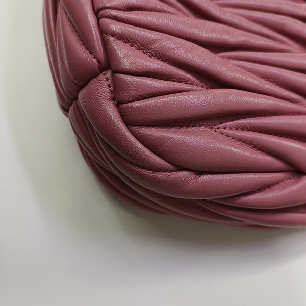 Wander Matelassé Small Quilted Lambskin Pink