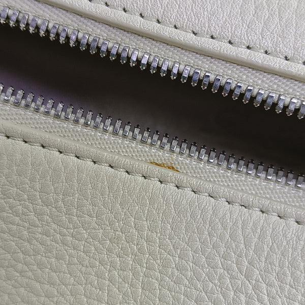 Extra Pocket 19 Calfskin White
