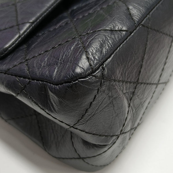 2.55 Maxi Quilted Waxed Cafskin Black