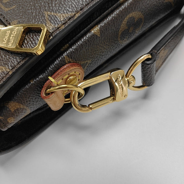 MÉTIS MM Monogram Coated Canvas Brown