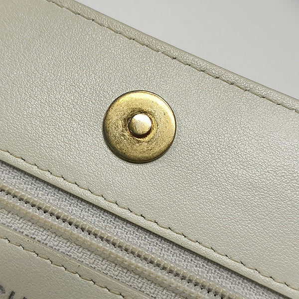 WOC Quilted Calfskin White