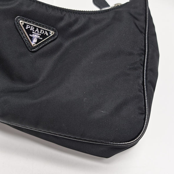 Re-Edition2000 Nylon Black