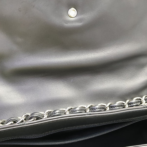 Quilted Calfskin Shoulder Bag Black