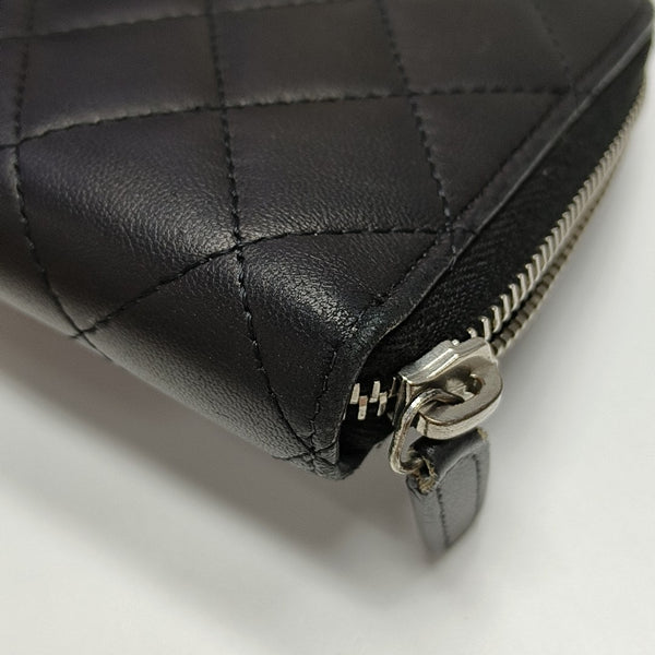 CLASSIC FLAP Mini Quilted Lambskin Black Wallet