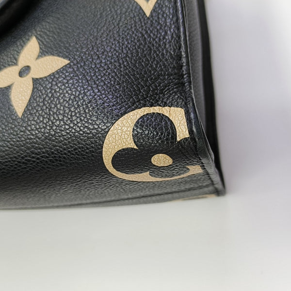 ONTHEGO PM Calfskin Black