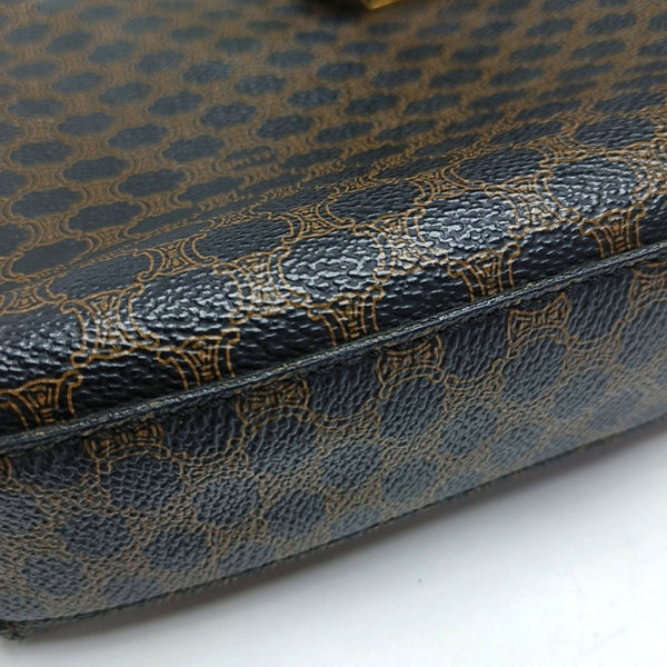 Coated Canvas Brown