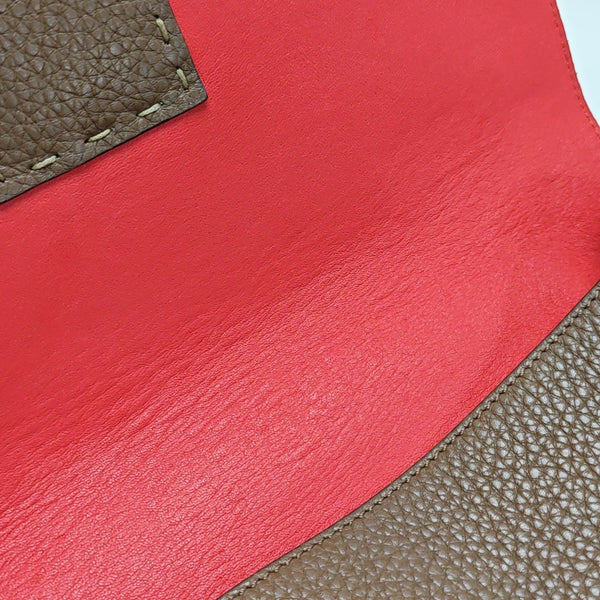 Baguette Calfskin Brown