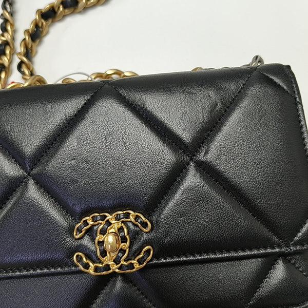 CHANEL 19 WOC Quilted Lambskin Gray