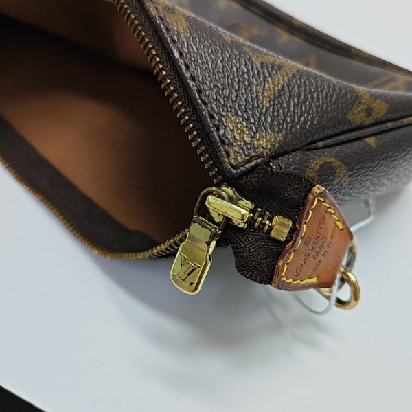 ACCESSOIRES Monogram Coated Canvas Brown