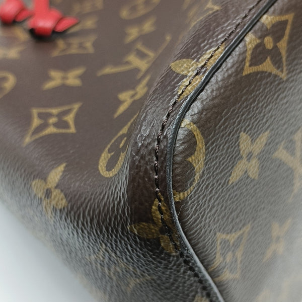NÉONOÉ MM Monogram Coated Canvas Brown