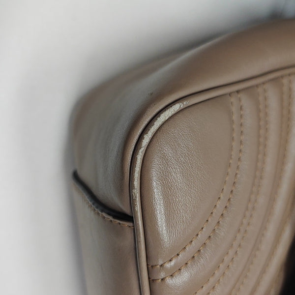 GG Marmont Medium Quilted Calfskin Beige