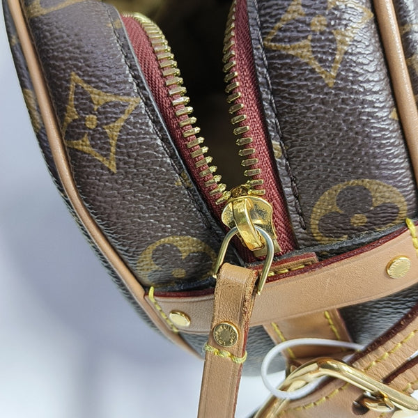 BOITE CHAPEAU PM Monogram Coated Canvas Brown