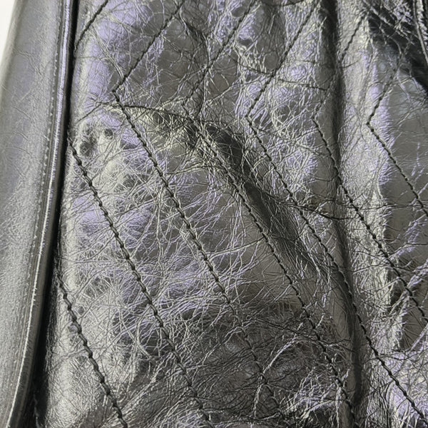 NIKI Large Chevron Calfskin Black