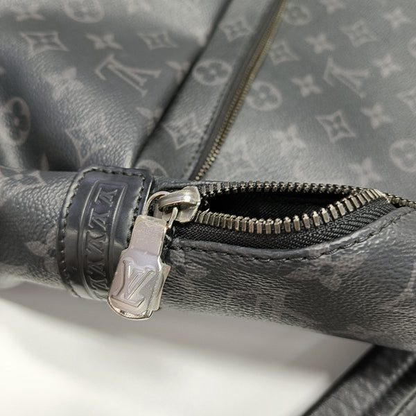 DISCOVERY Monogram Coated Canvas Gray