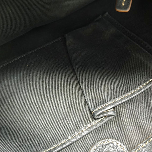 Canvas Black