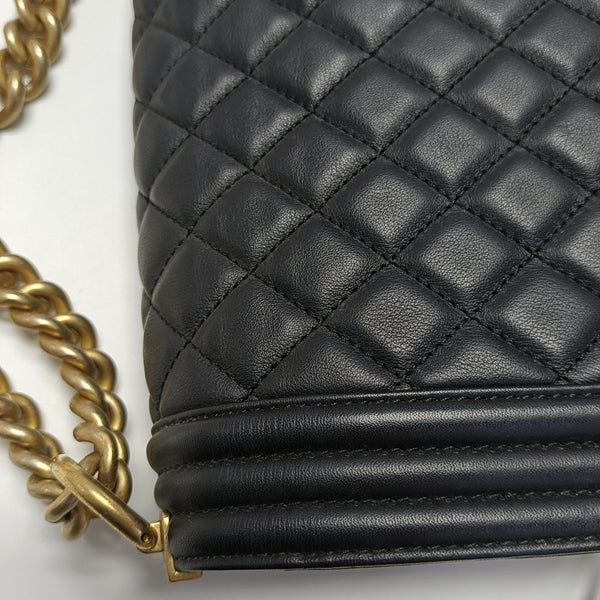 BOY CHANEL Medium Quilted Calfskin Black