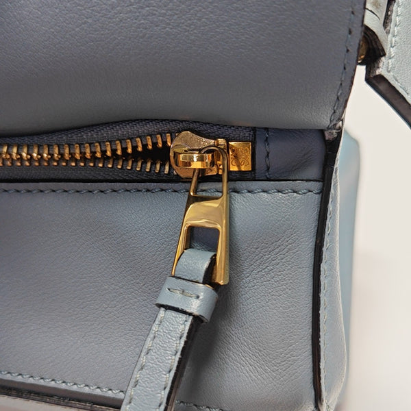 Puzzle Medium Calfskin Blue