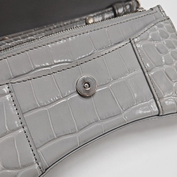 Hourglass Wallet On Chain Mini Calfskin Gray