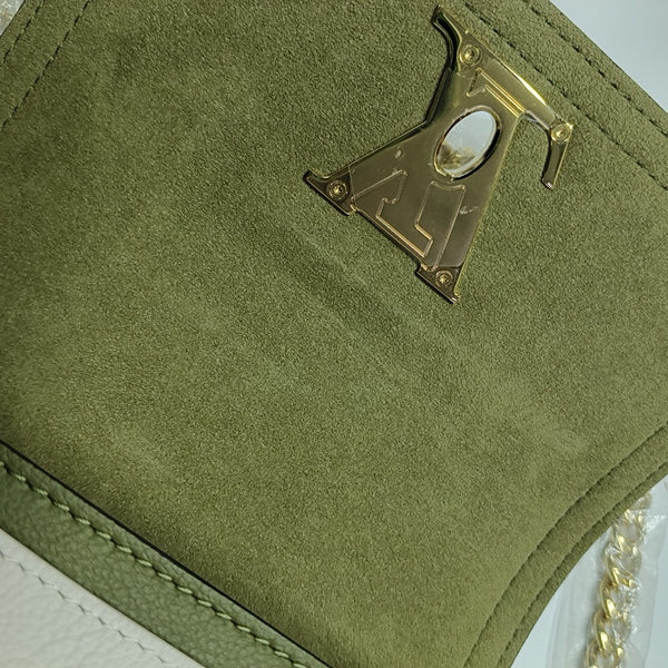 LOCKME TENDER Calfskin Green