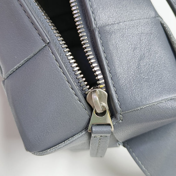 Brick Cassette Calfskin Gray