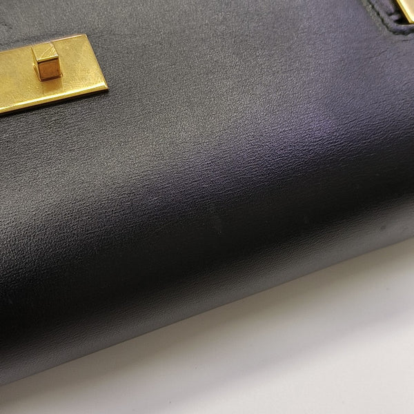 MANHATTAN Medium Calfskin Black