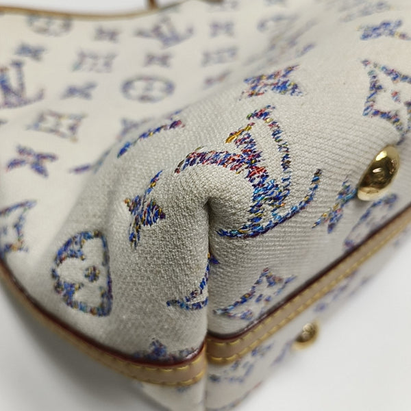 CARRYALL PM Monogram Canvas White