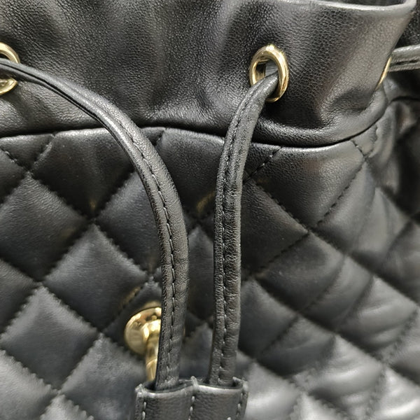 URBAN SPIRIT Small Quilted Lambskin Black