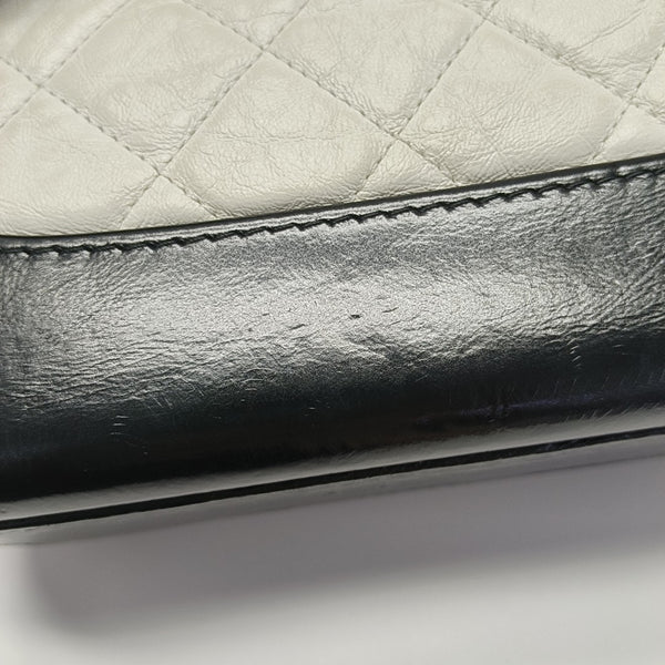 GABRIELLE Small Quilted Calfskin White
