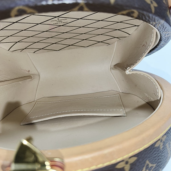 BOITE CHAPEAU PM Monogram Coated Canvas Brown
