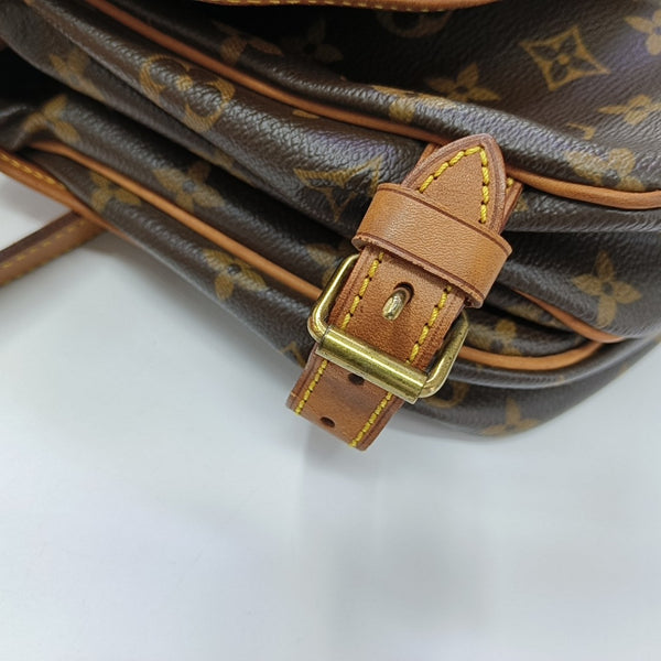 SAUMUR 30 Monogram Coated Canvas Brown