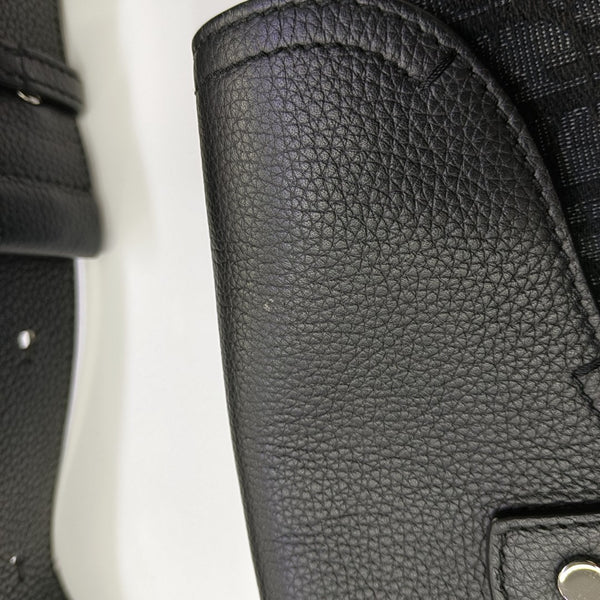 Saddle Small Oblique Canvas Black