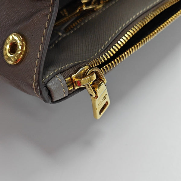 Galleria Large Saffiano Calfskin Gray
