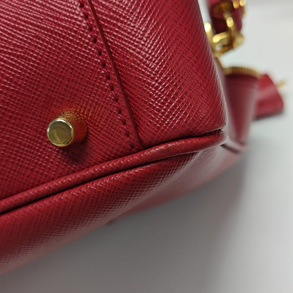 Saffiano Calfskin Shoulder Bag Red