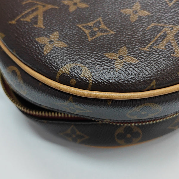 BOITE CHAPEAU PM Monogram Coated Canvas Brown