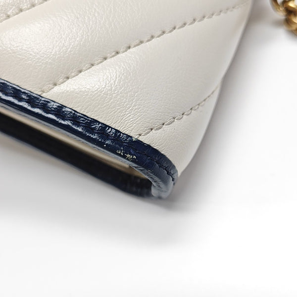Authenticated pre-owned GG Marmont Mini Quilted Calfskin White - Crossbody Bag at Looply