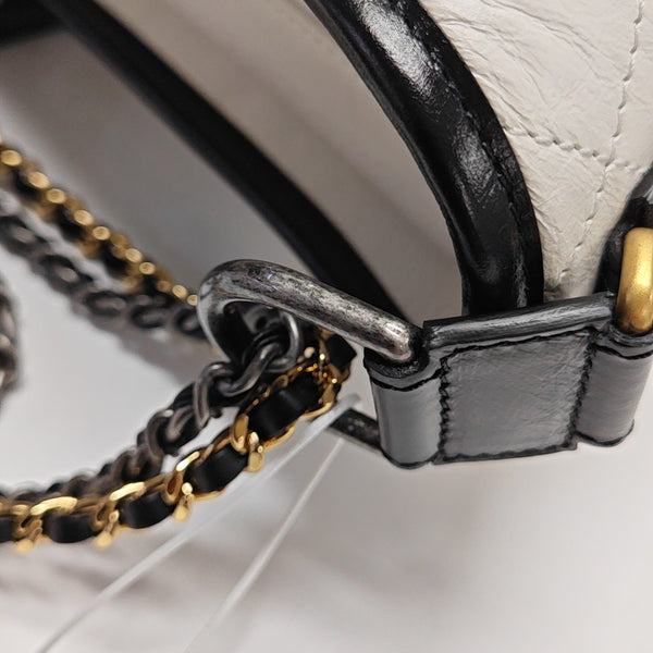 GABRIELLE Medium Quilted Calfskin White