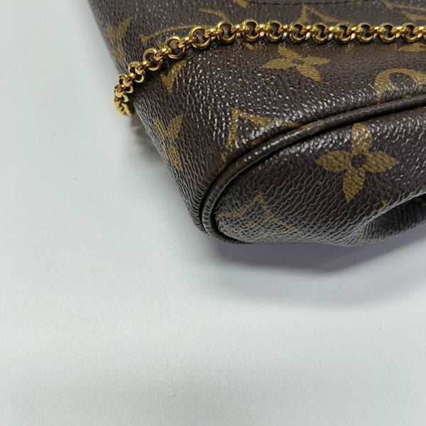 FAVORITE PM Coated Canvas Brown