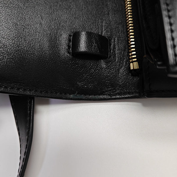 CLASSIC BOX Medium Calfskin Black