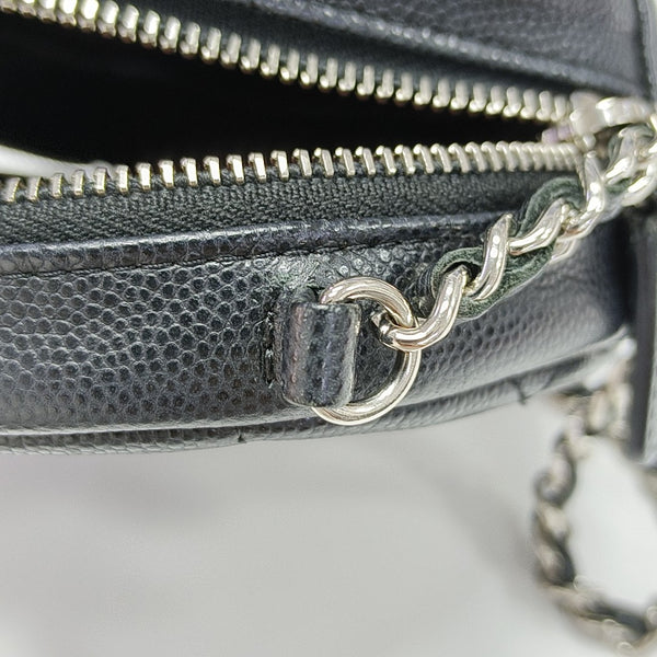 ROUND Quilted Grained Calfskin Black