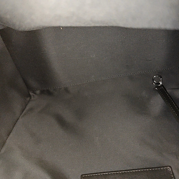 CHANEL 25 Medium Quilted Calfskin Black