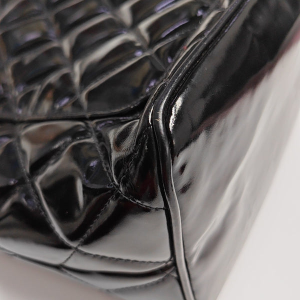 MEDALLION Quilted Patent Leather Black