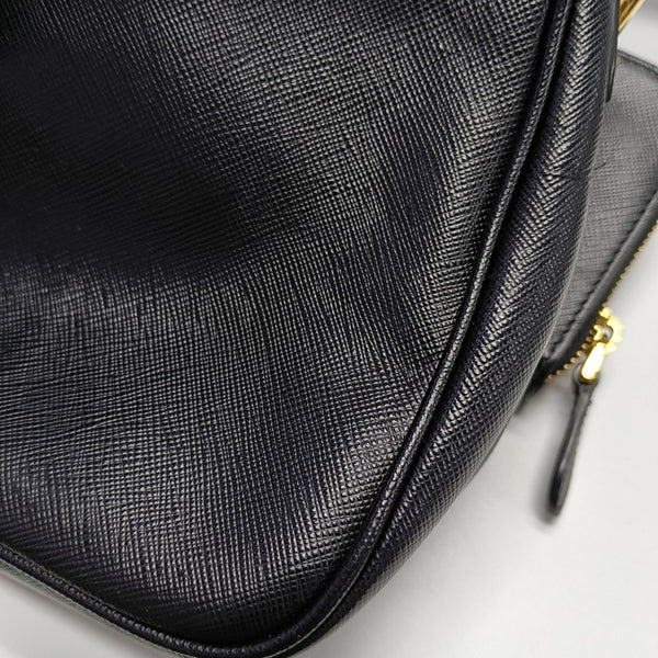 Re-Edition2005 Saffiano Calfskin Black