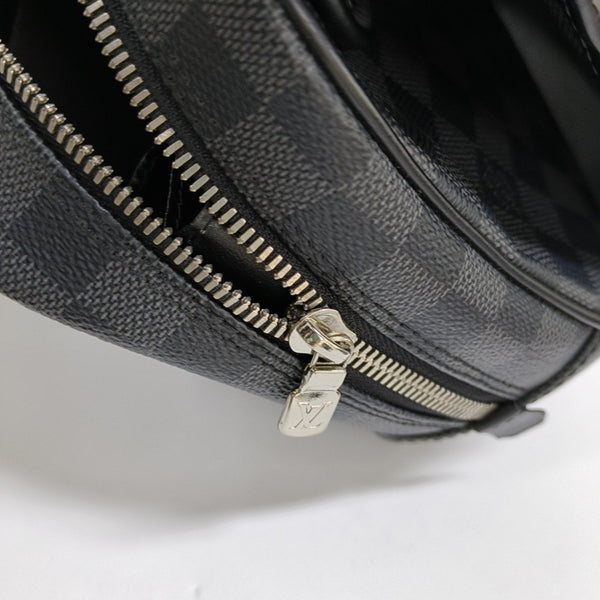 TOILETRY Damier Graphite Coated Canvas Gray