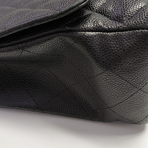 CLASSIC FLAP Maxi Quilted Grained Calfskin Black