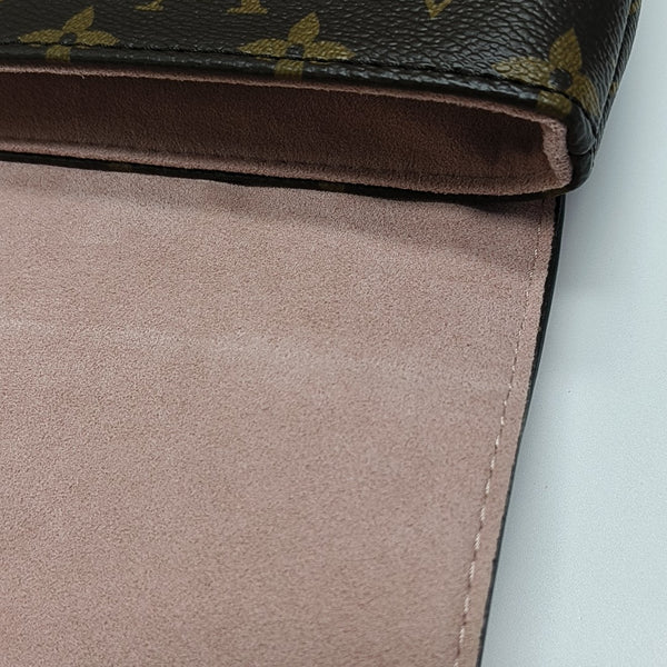 LOCKY BB Monogram Coated Canvas Pink